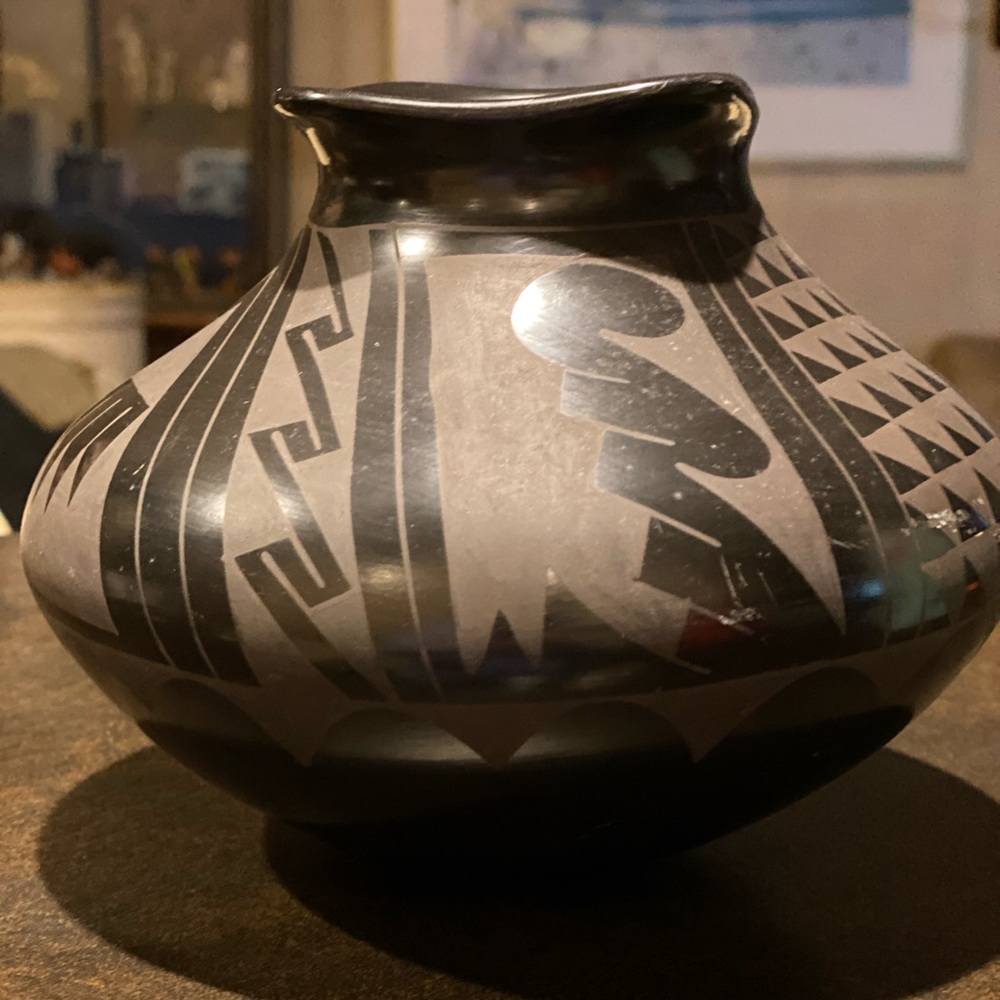 Native American Pottery By Jeronimo Villalpando 7W X 5H